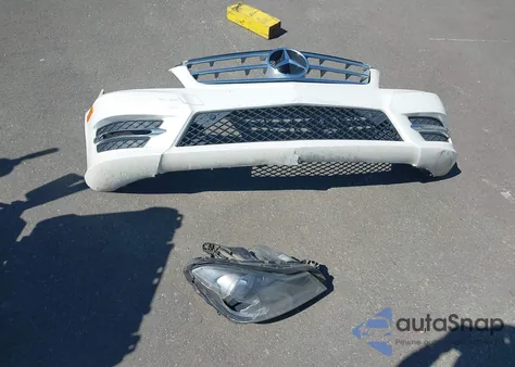 2013 Mercedes-Benz C 250 Sport from USA, damaged, VIN WDDGF4HB4DR278711